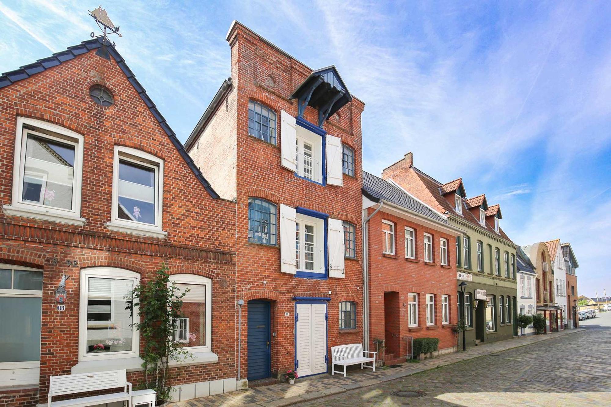 Altes Kontorhaus Kajuete Apartamento Husum  Exterior foto