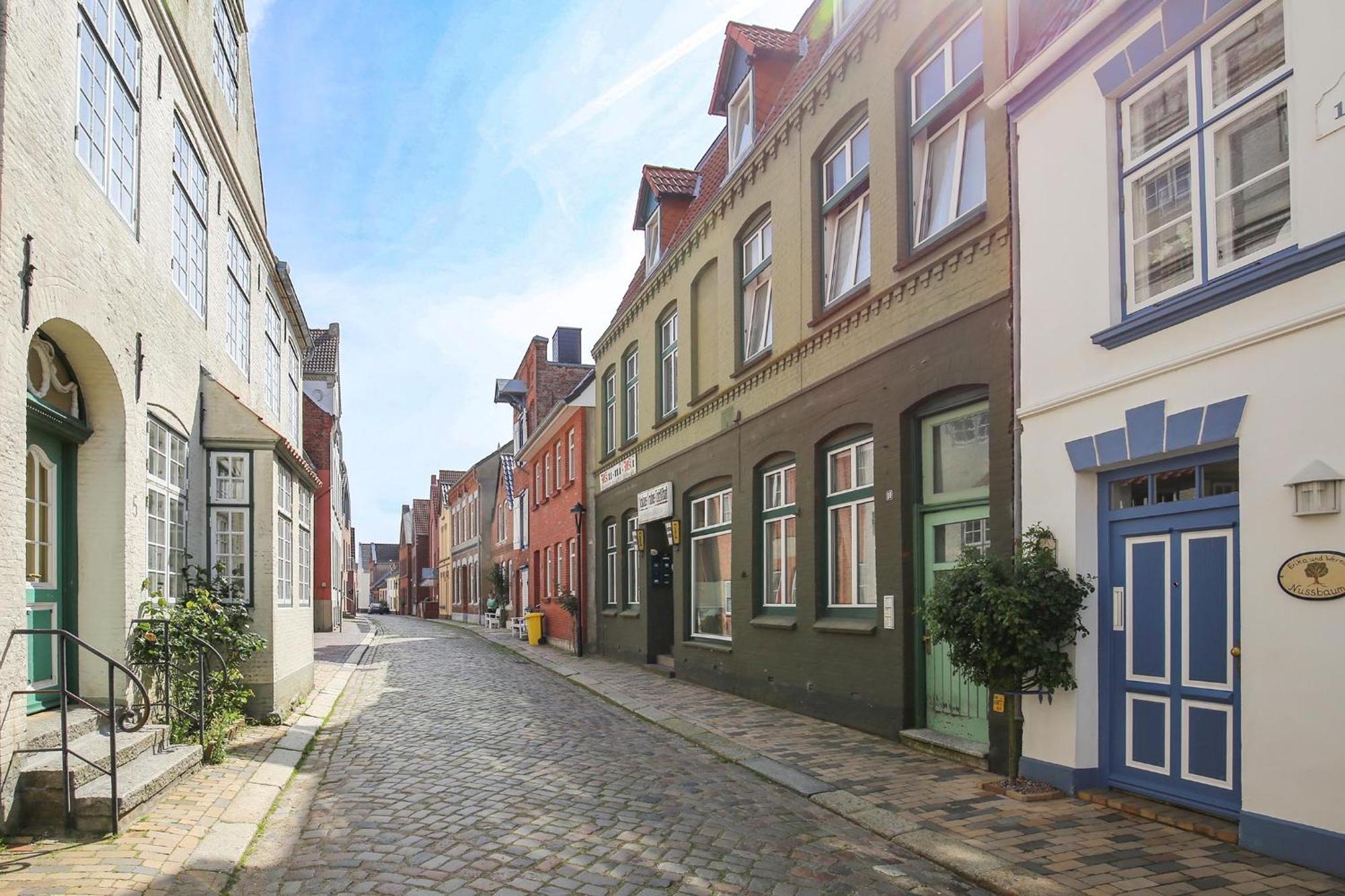 Altes Kontorhaus Kajuete Apartamento Husum  Exterior foto
